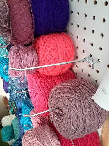 1575055996210-1237391395