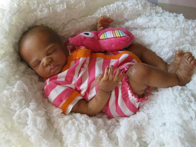 8D244298-DA9D-40B7-9260-376EAFEEF8C9