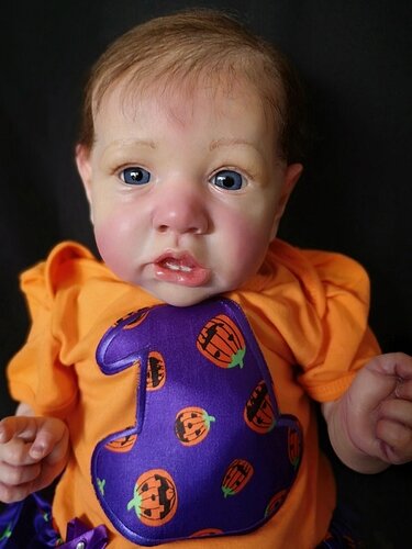 Saskiahalloweencloseup