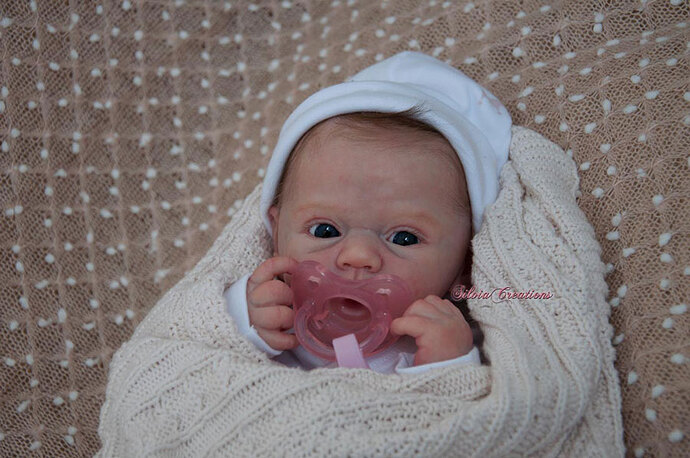 Eloisa-by-Andrea-Arcello-2