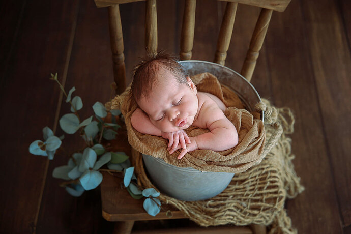 newborn-chair-prop-3_2048x