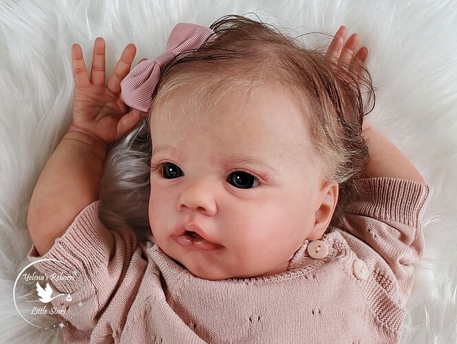 Closeup_Awake_20250515_174842-L