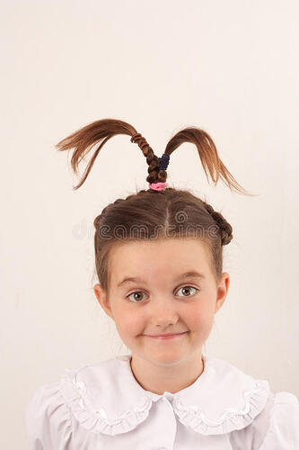 school-girl-funny-hair-style-5-10482851