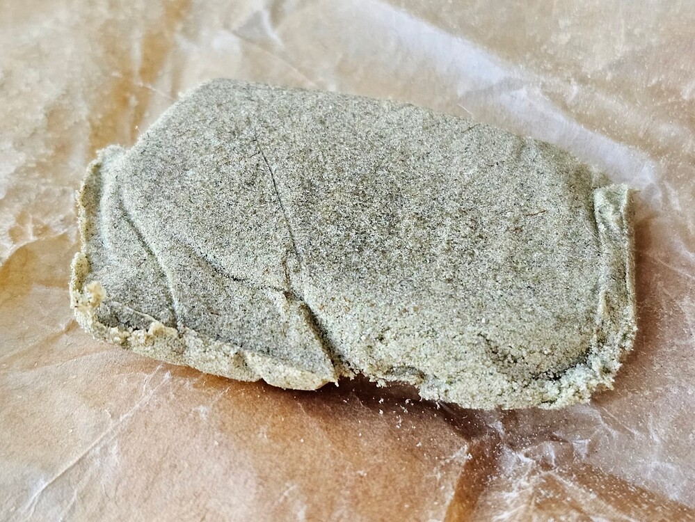 Blackberry Moonrocks.. möglicherweise pinkes Hasch am Ende, aber der Humor ist sicher