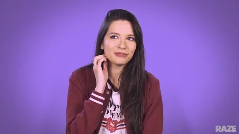 pensando Mica suarez GIF by RAZE