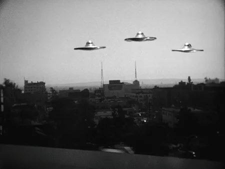 aliens ufo GIF by Digg