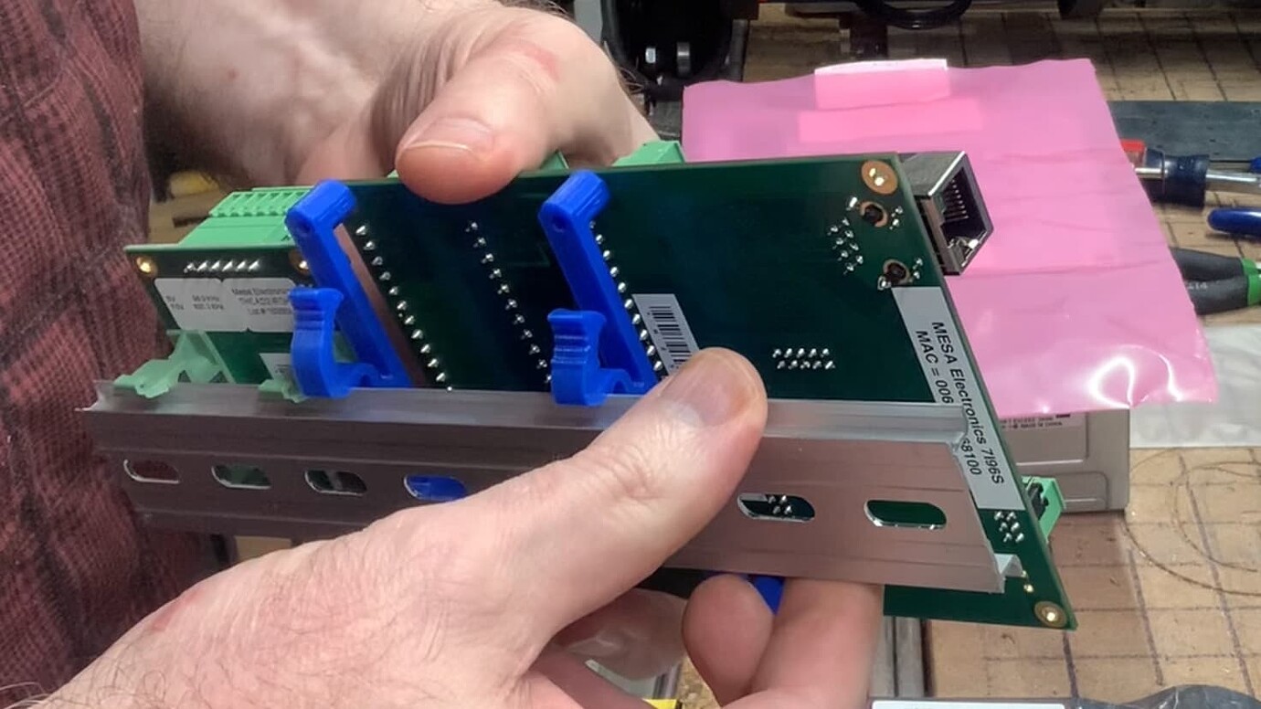 LowRider 3 plasma CNC DIN Rail Mount for MESA 7i96S I/O card for