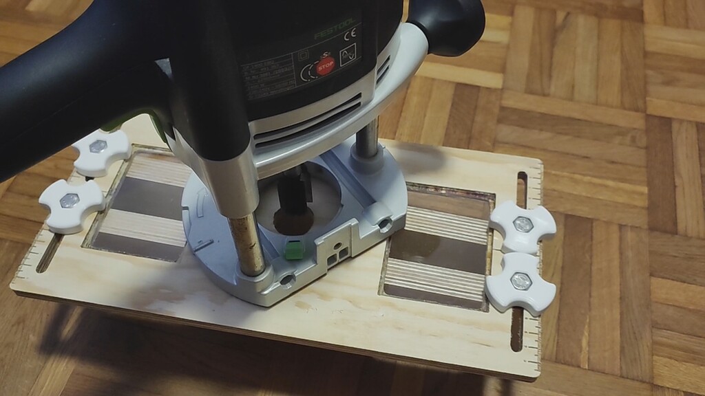 Router Guide for grooves for Festool OF 1400 Things You've Made V1