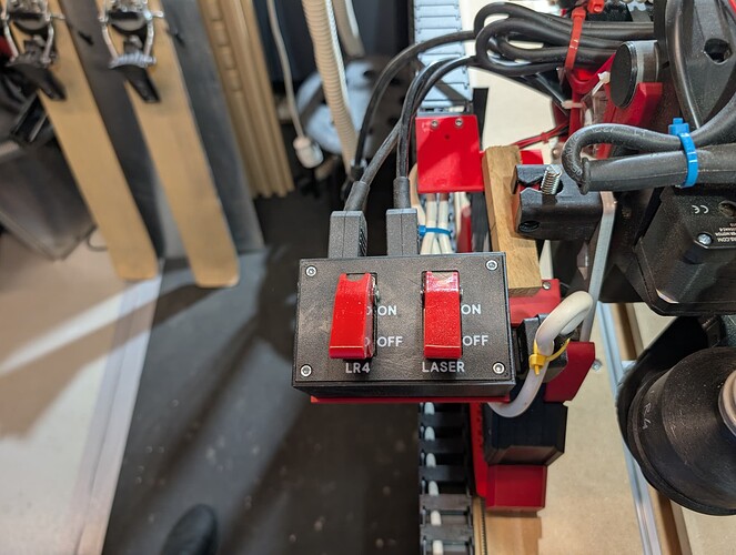 PXL_20251127_130931382