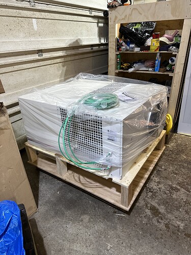 73708670504__44369C4D-1518-4AA1-BF13-33839F595516