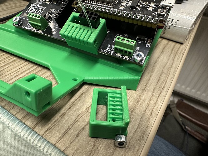 Jackpot Fiber Optic Adapter