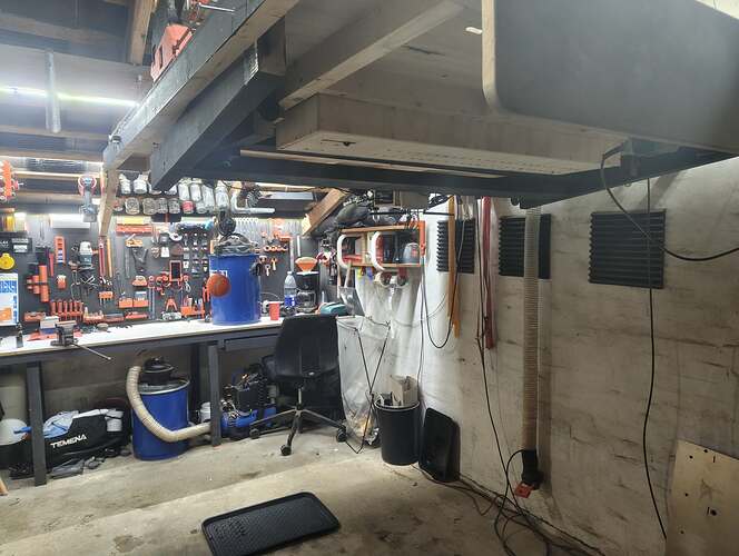 f28da383-87a7-4ad0-8e09-564b9aad0108