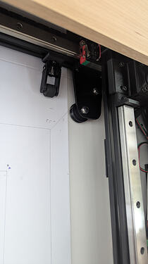 right pulley assembly