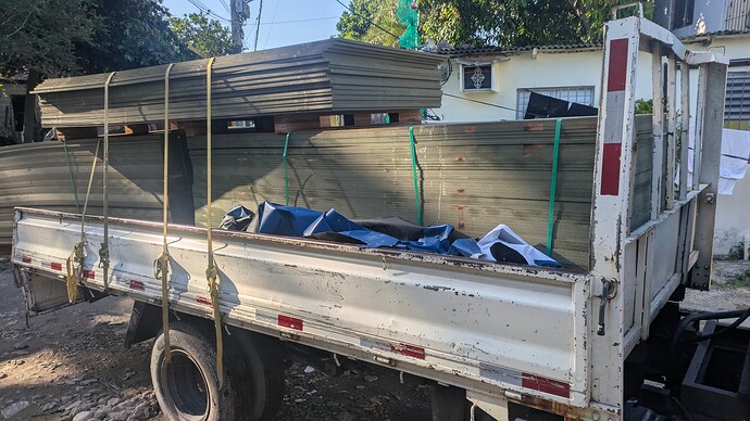 PXL_20251206_195404627