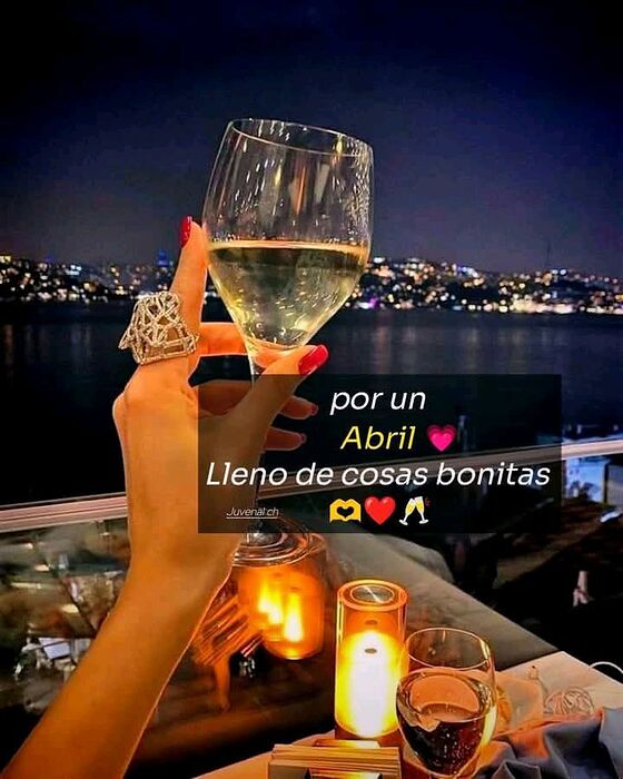 abril